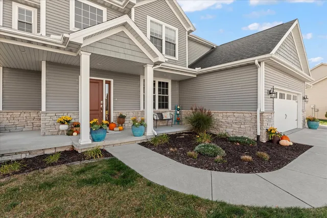 $482,500 | 1804 Horizon Court, Mahomet, IL 61853