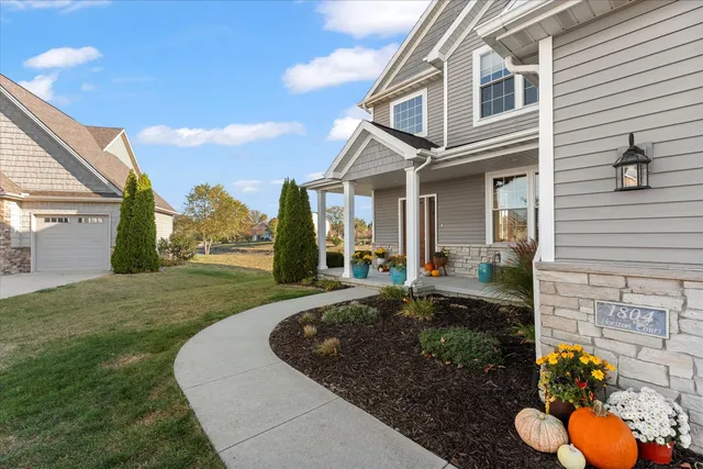 $482,500 | 1804 Horizon Court, Mahomet, IL 61853
