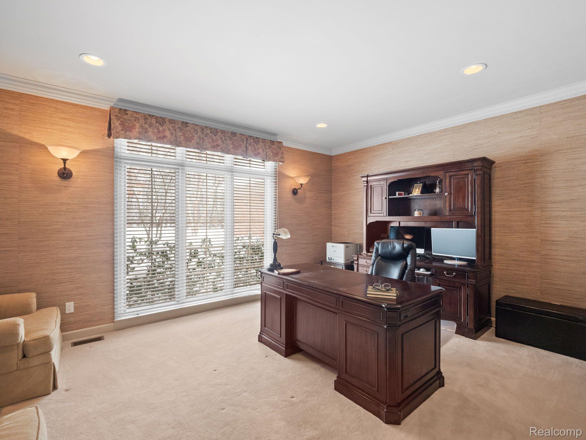 4880 Dow Ridge Road West Bloomfield, MI 48324 - Photo 16 of 34 Gallery Image 16