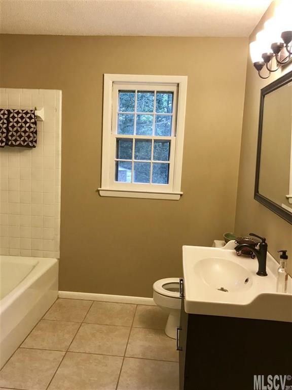 214 Heritage View Road Hickory, NC 28601 - Photo 3 of 24 Gallery Image 3