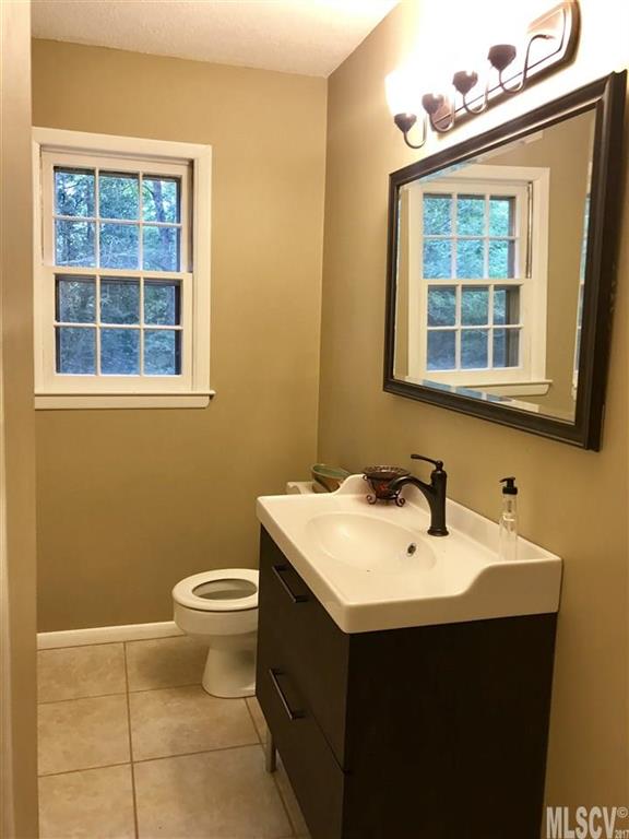214 Heritage View Road Hickory, NC 28601 - Photo 21 of 24 Gallery Image 21