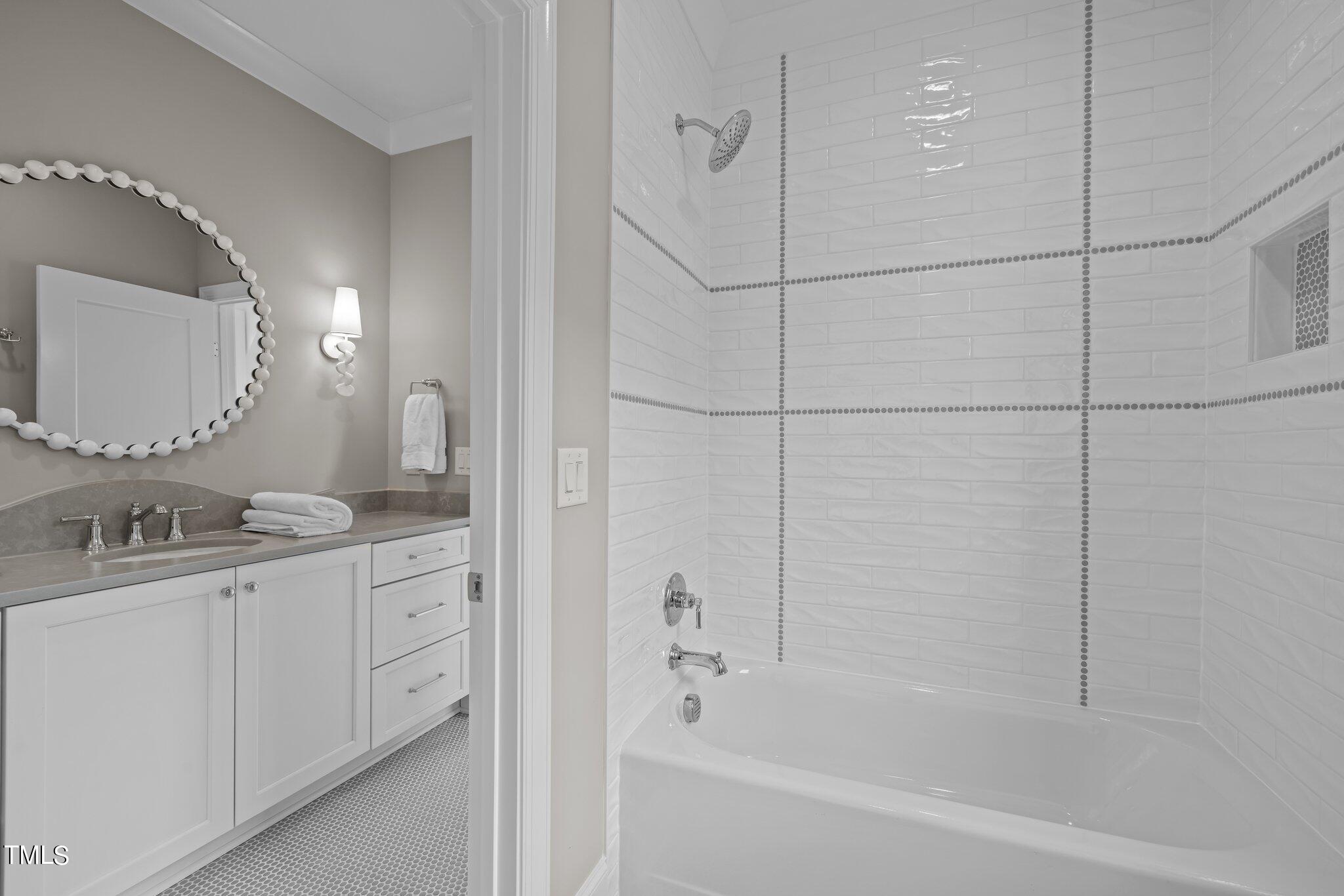 2646 Marchmont Street Raleigh, NC 27608 - Photo 45 of 59 42-web-or-mls-5Z8A1495