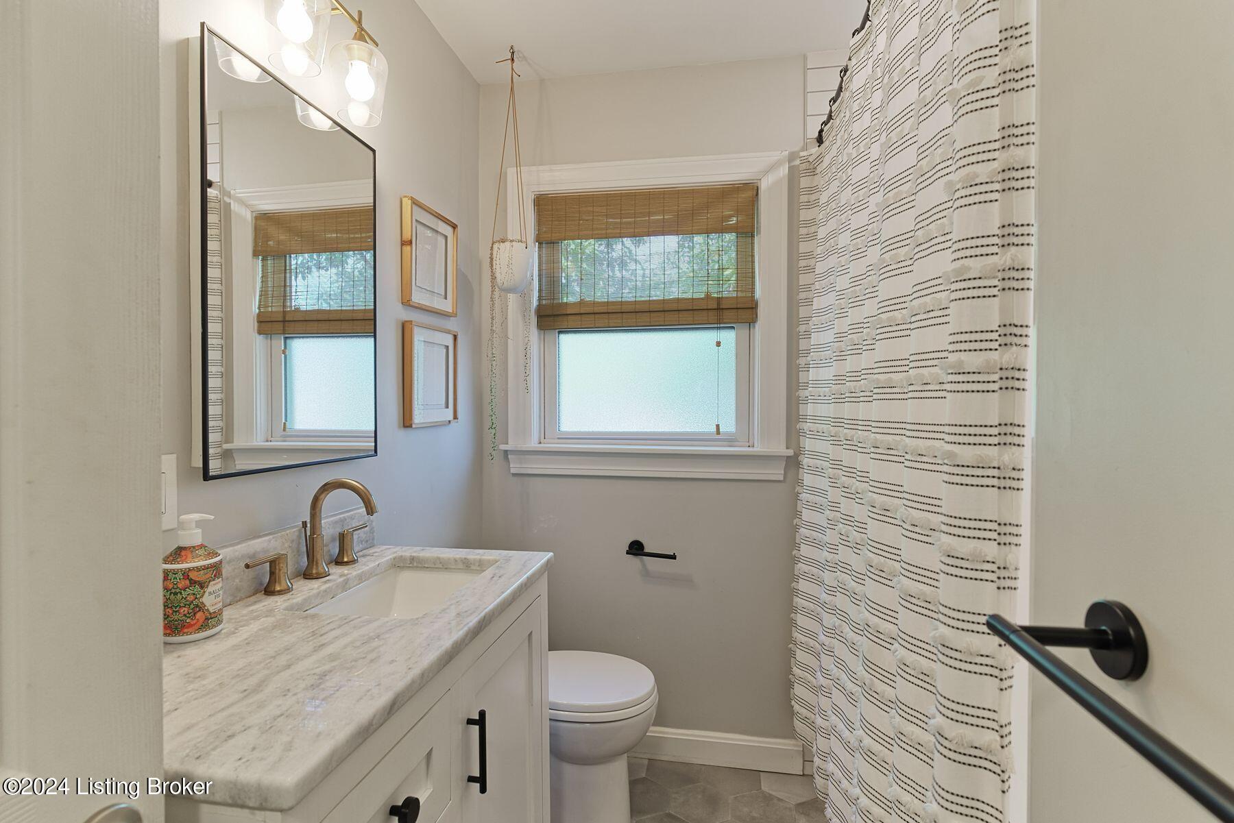 4418 Blenheim Road Louisville, KY 40207 - Photo 17 of 33 photo_online_017