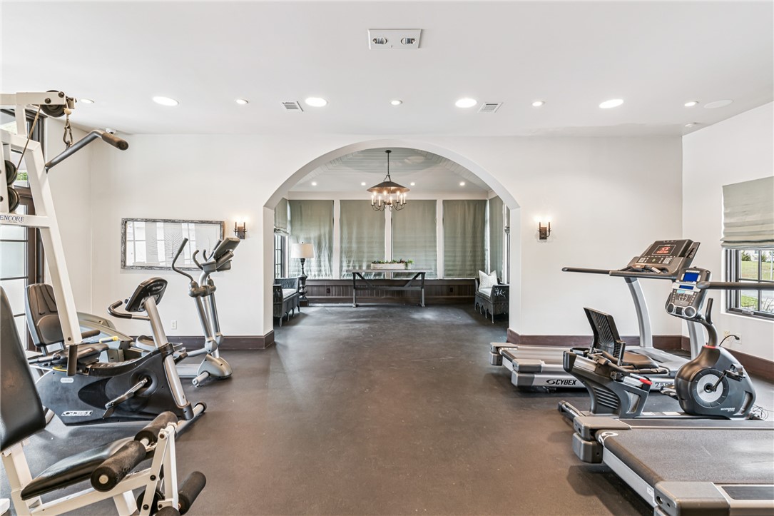 281 Bottlebrush Walk Brunswick, GA 31525 - Photo 35 of 37 Luxury Amenities