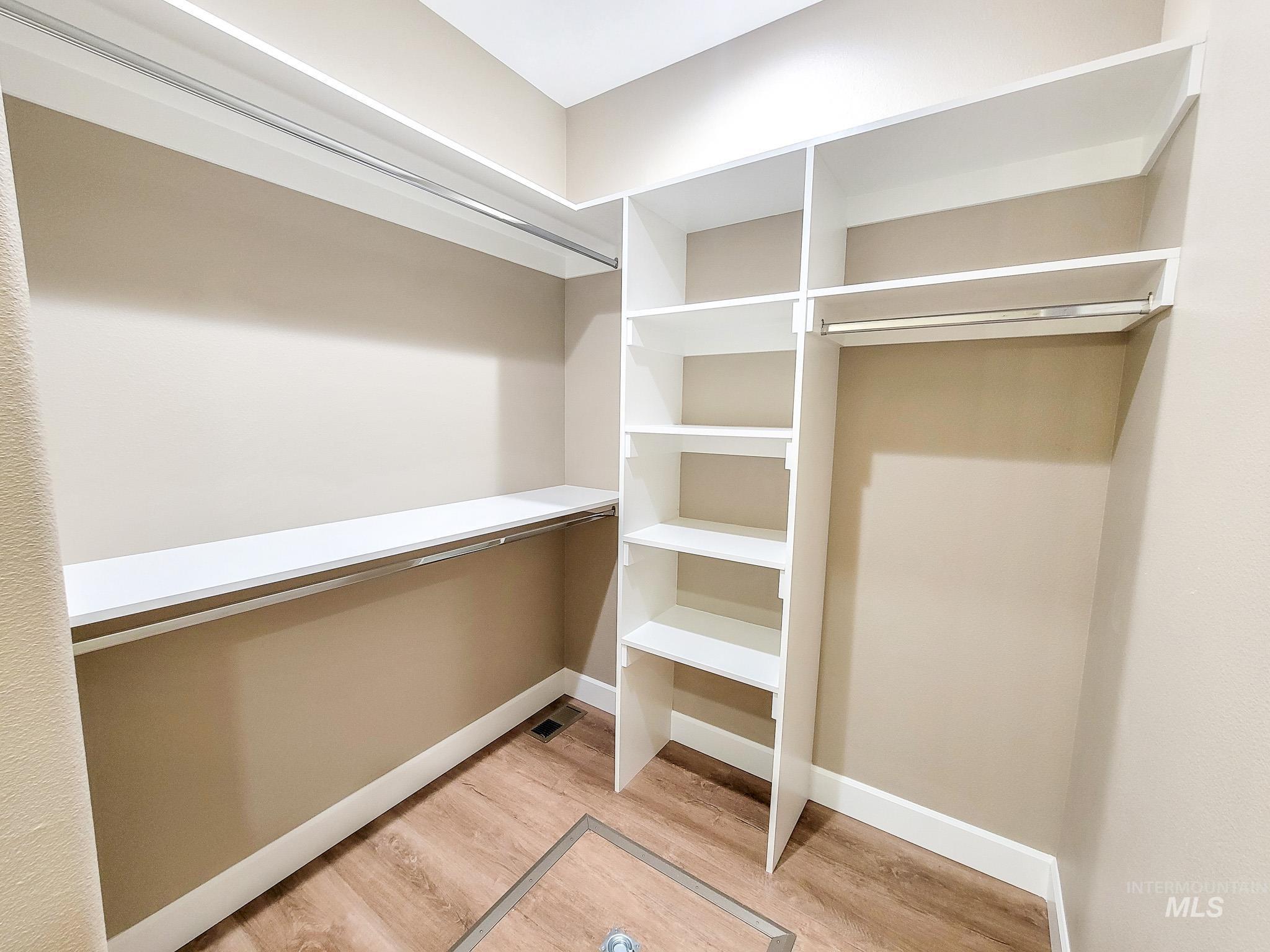 2103 Alder, Unit B Lewiston, ID 83501 - Photo 17 of 27