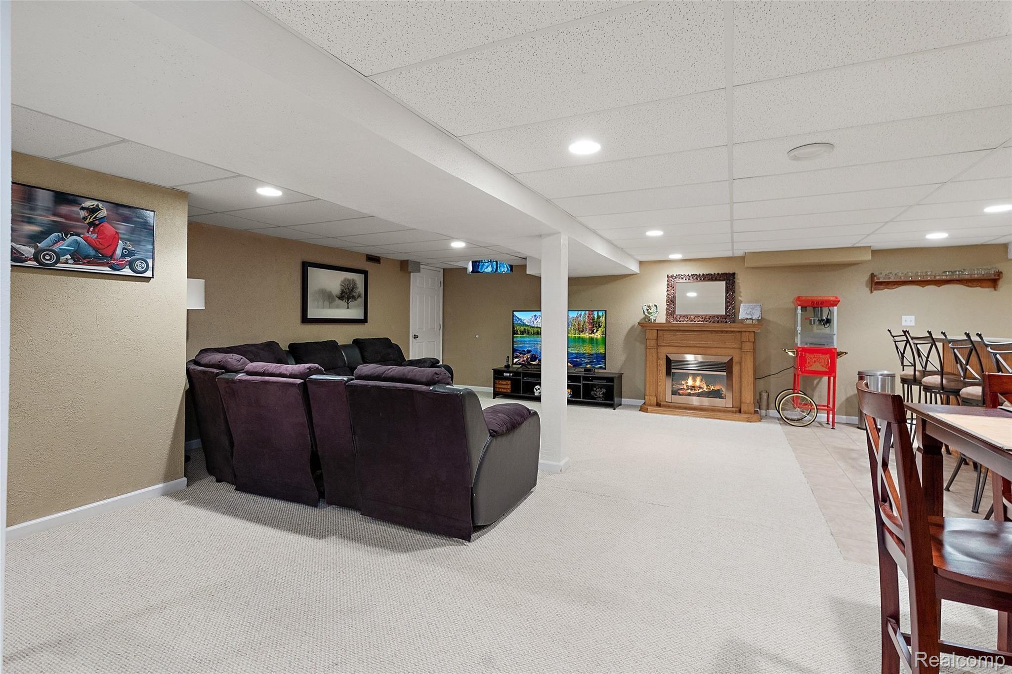 49205 Monte Road New Baltimore, MI 48047 - Photo 37 of 49 49205 Monte Rd-45.jpg