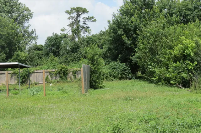 $1,550 | 7949 Lockwood Drive, Houston, TX 77016