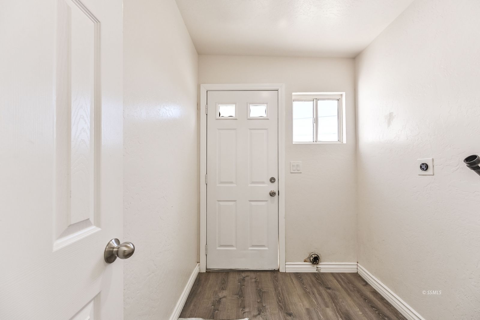 305 North Florence Street Ridgecrest, CA 93555 - Photo 21 of 30
