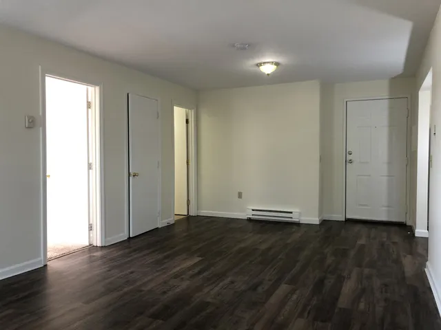 $2,055 | 11 Railroad Avenue, Unit 31, Derry, NH 03038