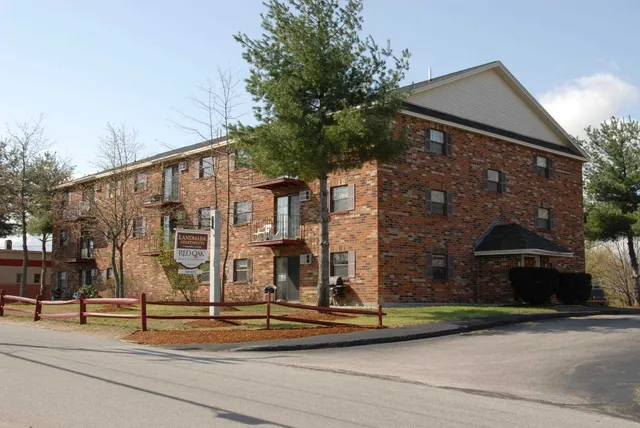 $2,055 | 11 Railroad Avenue, Unit 31, Derry, NH 03038