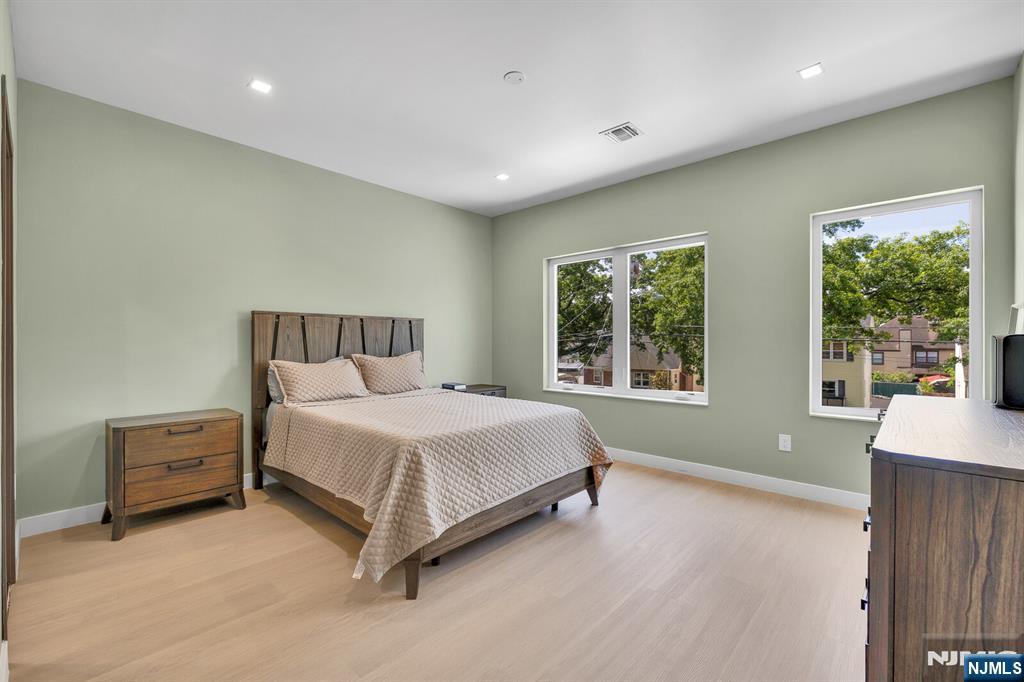 314 West Passaic Avenue Rutherford, NJ 07070 - Photo 37 of 50