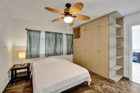 $229,900 | 455 Paradise Isle Boulevard, Unit 104, Hallandale Beach, FL 33009