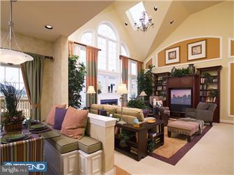 204 Cadwallader Road, Unit 154 Warrington, PA 18976 - Photo 7 of 9 Family Room