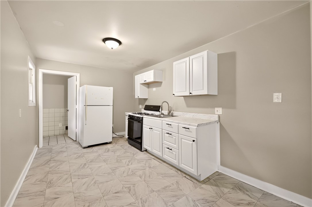 52 Lorimer Street Rochester, NY 14608 - Photo 7 of 38 Gallery Image 7