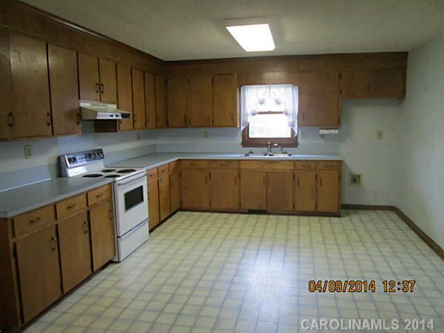 750 Happy Lake Road Salisbury, NC 28146 - Photo 2 of 12 Gallery Image 2