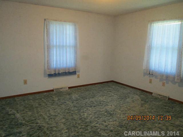 750 Happy Lake Road Salisbury, NC 28146 - Photo 4 of 12 Gallery Image 4