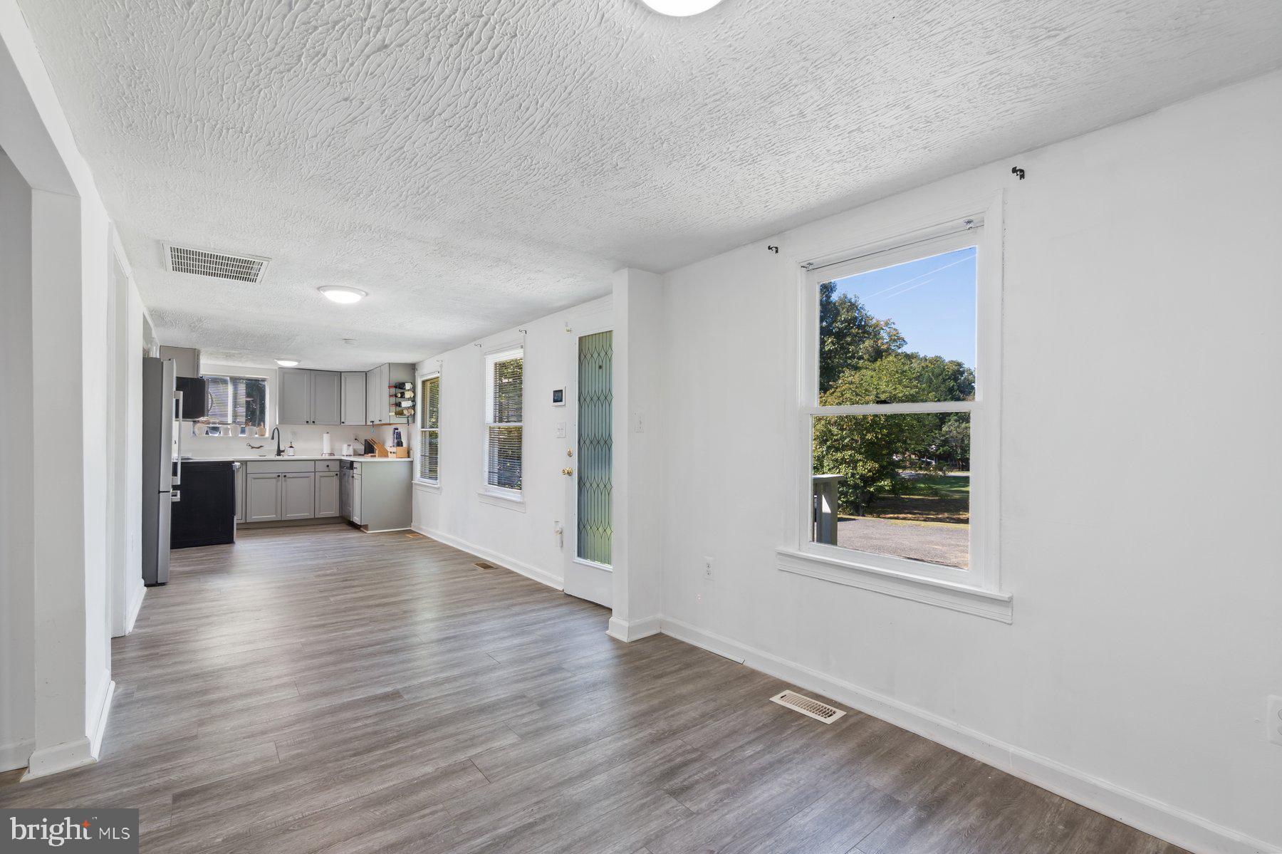 7835 Bensville Road Waldorf, MD 20603 - Photo 12 of 30