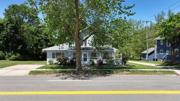 $197,000 | 115 East Emerson Street, Ithaca, MI 48847