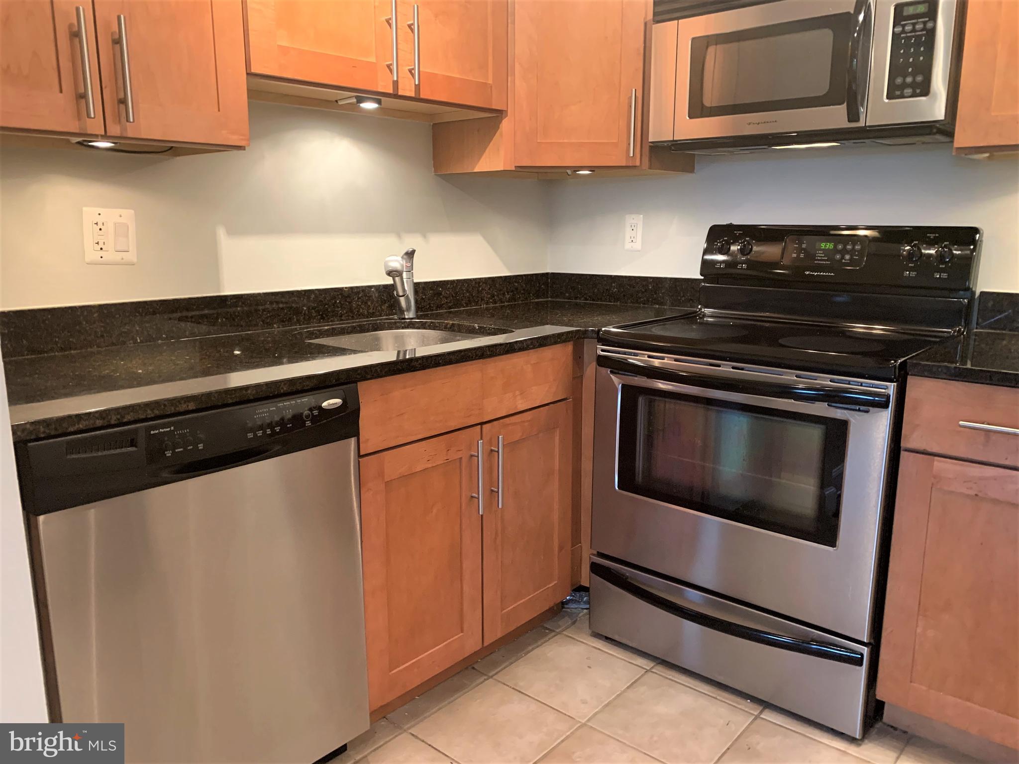 3611 38th Street Northwest, Unit 403 Washington, DC 20016 - Photo 6 of 29