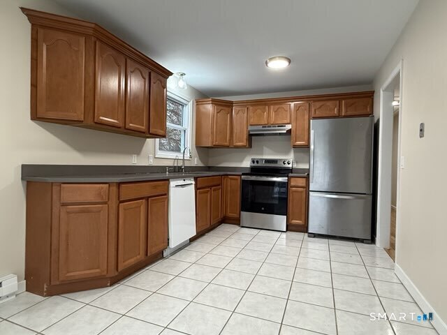 151 Lamphere Road Groton, CT 06355 - Photo 5 of 15 Gallery Image 5