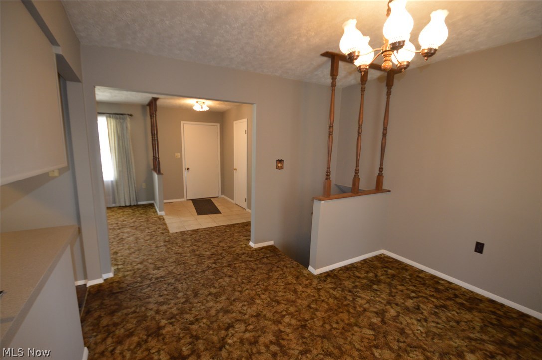 525 Howland Wilson Road Northeast Warren, OH 44484 - Photo 13 of 26 Dining room view of front entry