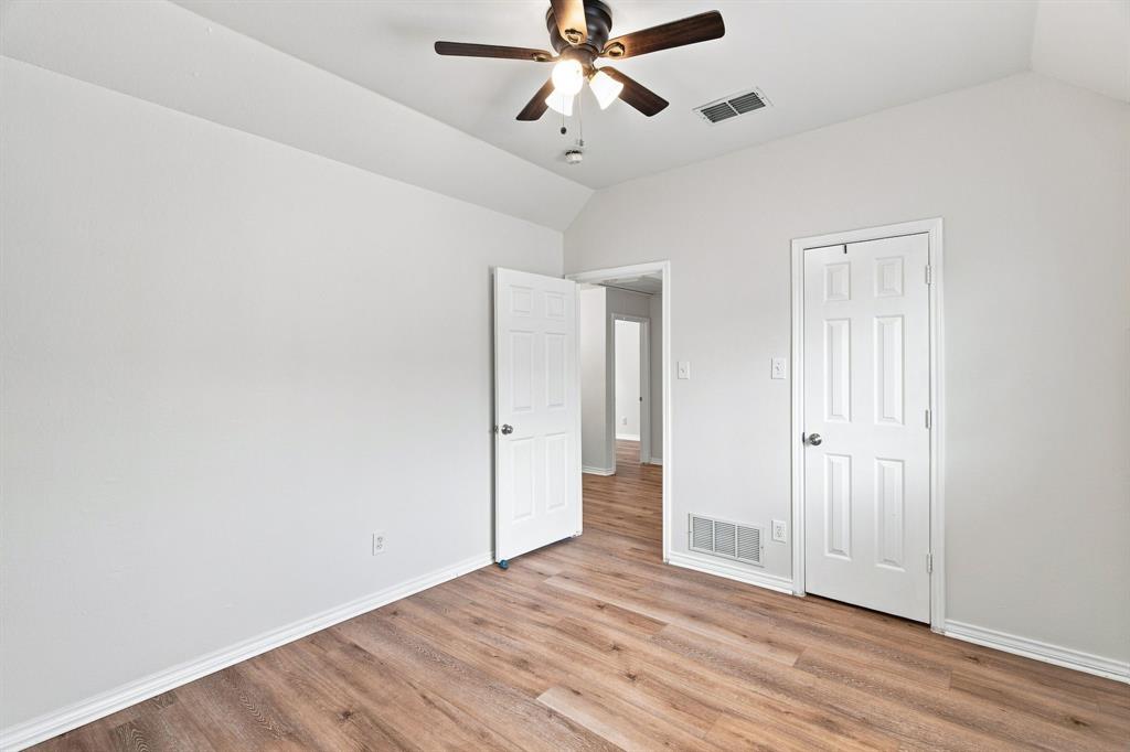 8716 Falls Road Irving, TX 75063 - Photo 32 of 37 Gallery Image 32