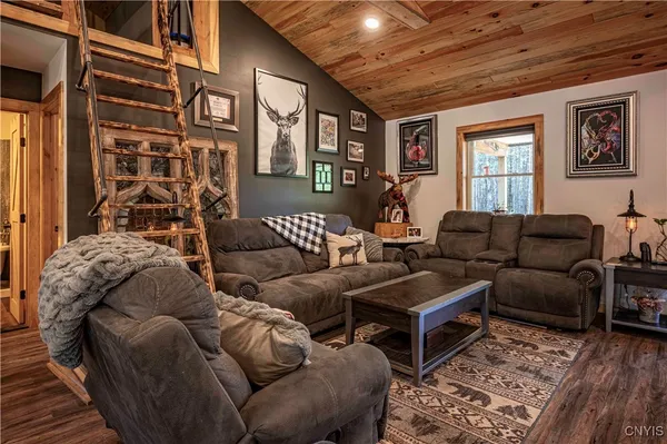 $1,100,000 | 5577 Partridgeville Road, Greig, NY 13312