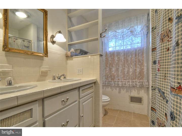 180 Larrison Road Wrightstown, NJ 08562 - Photo 16 of 25 Master Bathroom
