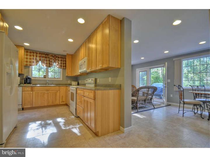 180 Larrison Road Wrightstown, NJ 08562 - Photo 10 of 25 Kitchen