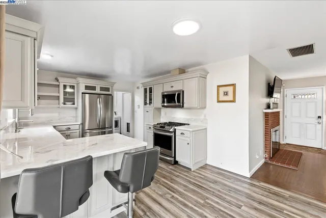 $863,900 | 1002 Wyatt Avenue, Napa, CA 94559