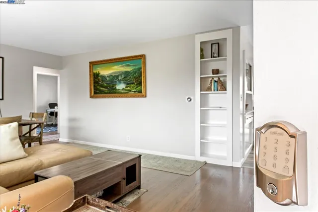 $863,900 | 1002 Wyatt Avenue, Napa, CA 94559