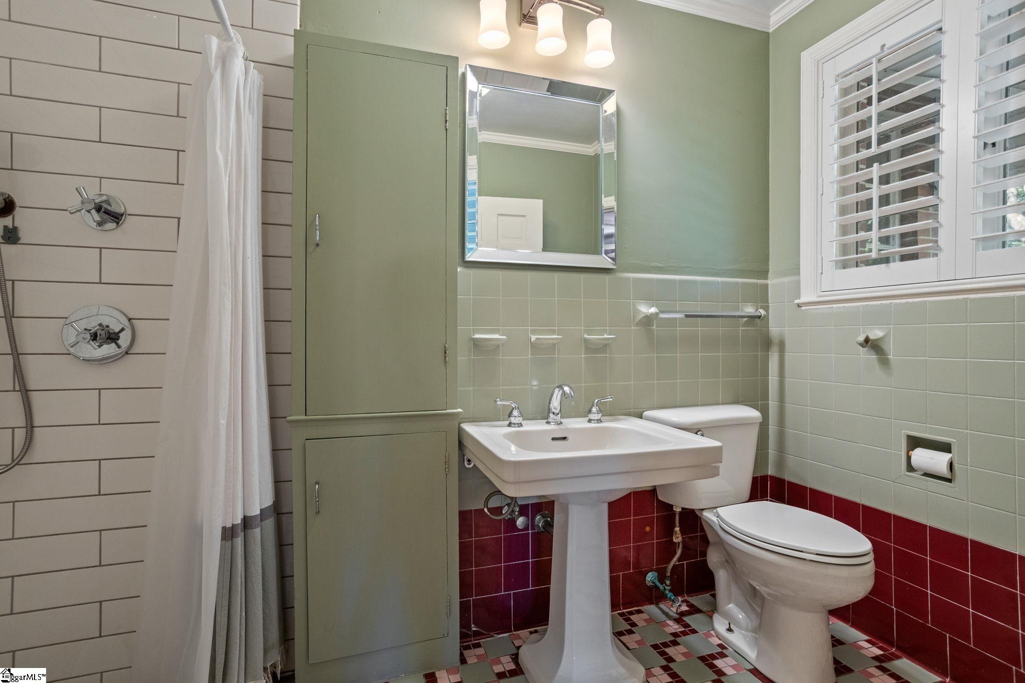 6850 Augusta Road Greenville, SC 29605 - Photo 18 of 39 Gallery Image 18