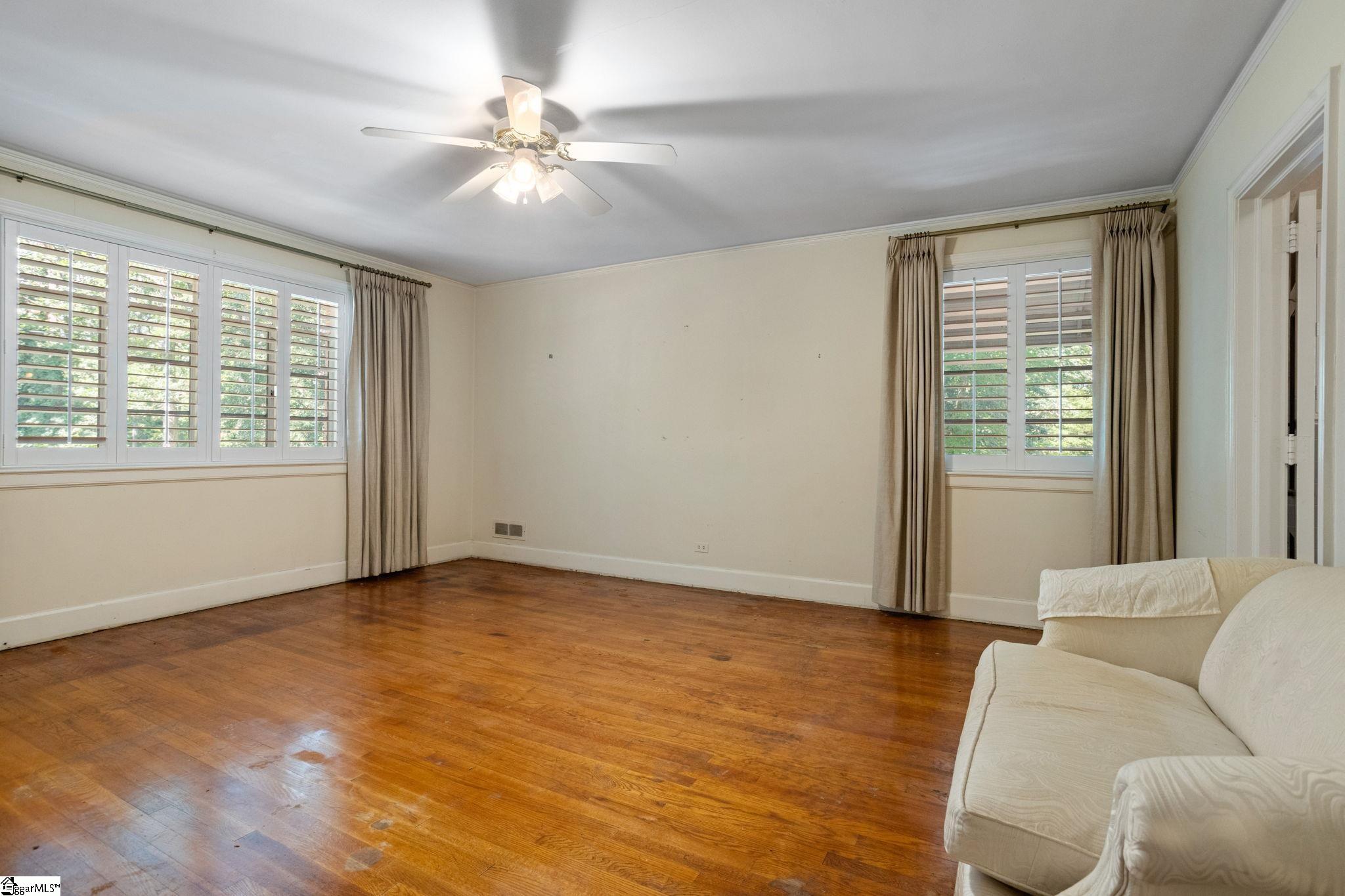 6850 Augusta Road Greenville, SC 29605 - Photo 24 of 39 Gallery Image 24