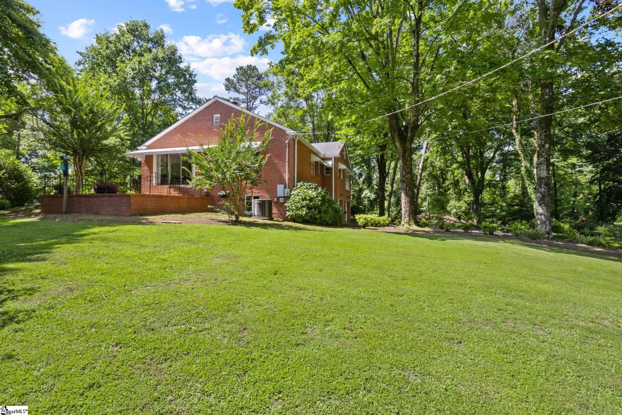 6850 Augusta Road Greenville, SC 29605 - Photo 31 of 39 Gallery Image 31
