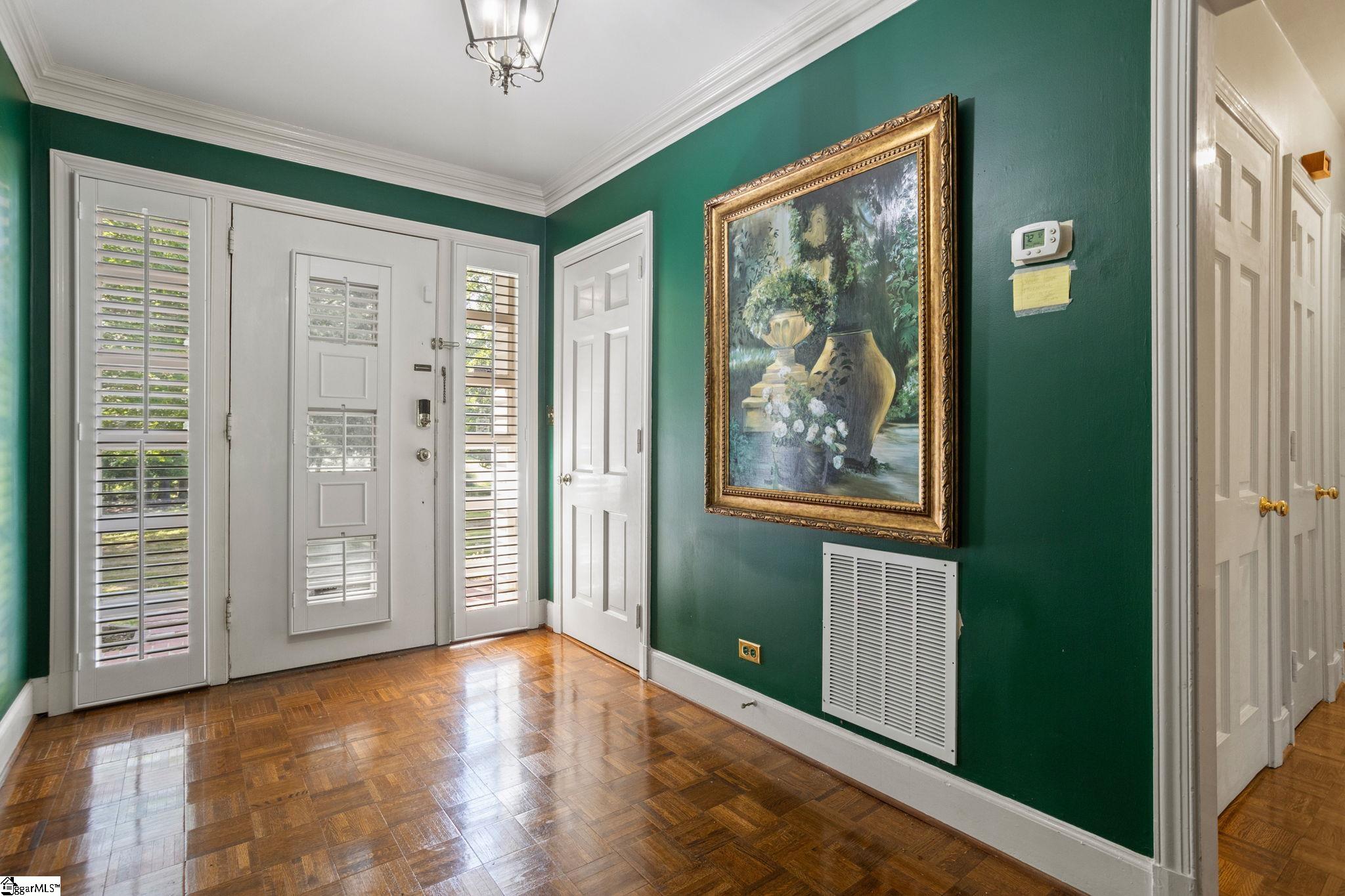 6850 Augusta Road Greenville, SC 29605 - Photo 6 of 39 Gallery Image 6