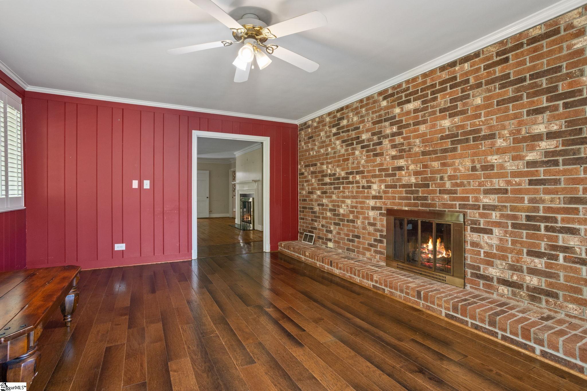 6850 Augusta Road Greenville, SC 29605 - Photo 10 of 39 Gallery Image 10