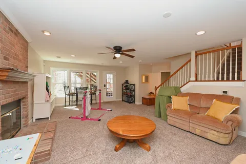 $719,900 | 105 Windstar Bay Boulevard, Hendersonville, TN 37075