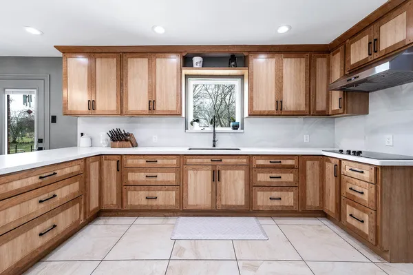 $475,000 | 1619 County Road 387, Rosharon, TX 77583