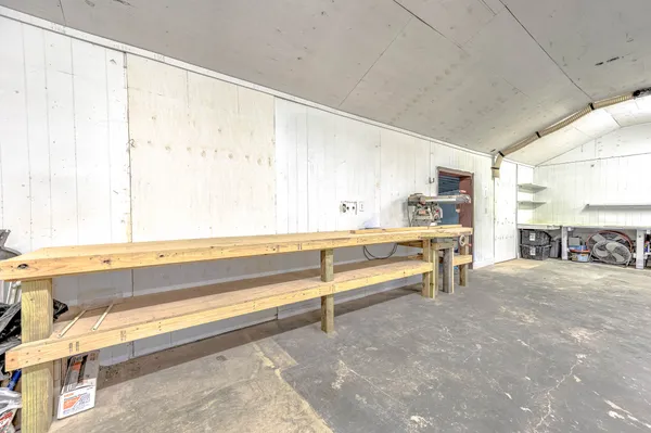 $475,000 | 1619 County Road 387, Rosharon, TX 77583