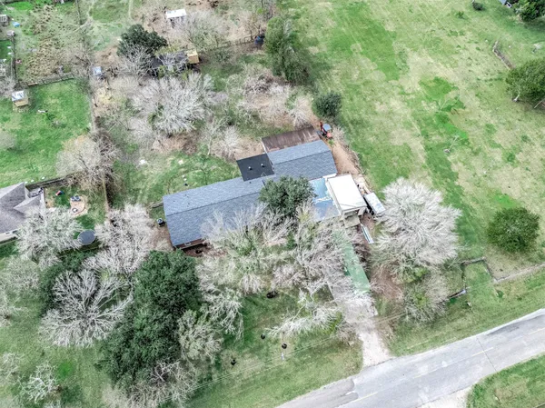 $475,000 | 1619 County Road 387, Rosharon, TX 77583