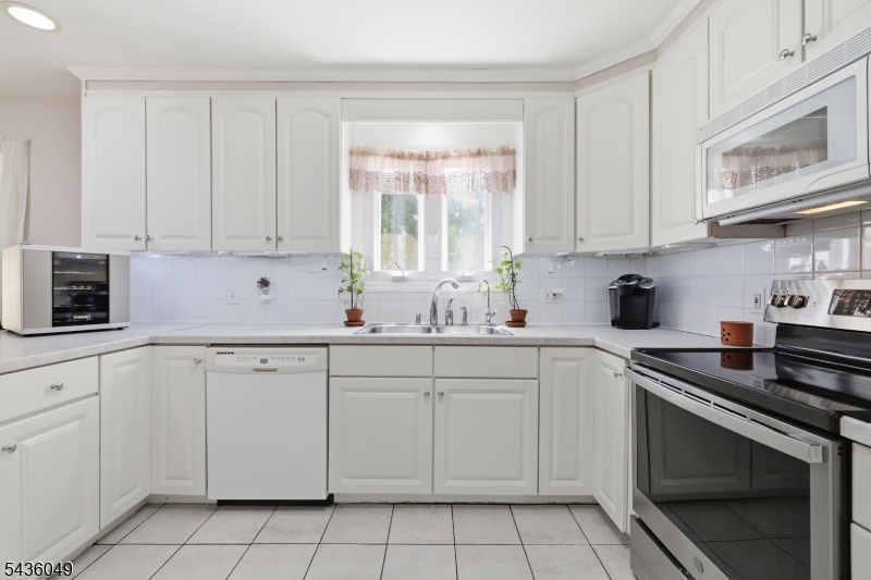 76 Marble Hill Road Great Meadows, NJ 07838 - Photo 11 of 36