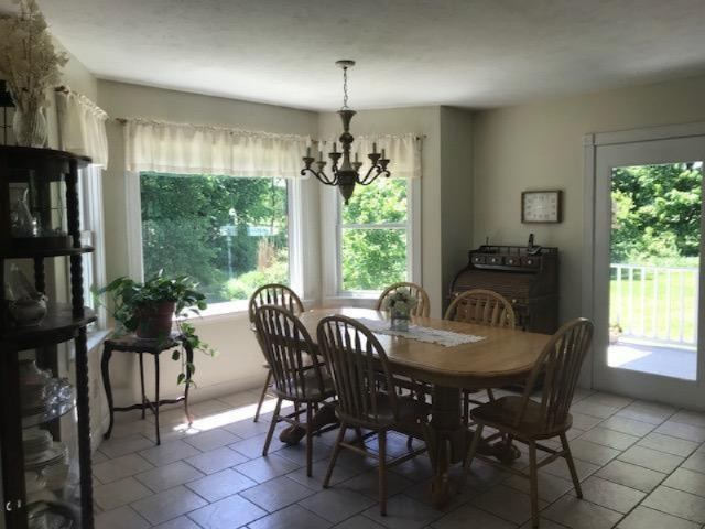 1585 South Tuttle Road Scottville, MI 49454 - Photo 8 of 32 Dining Area