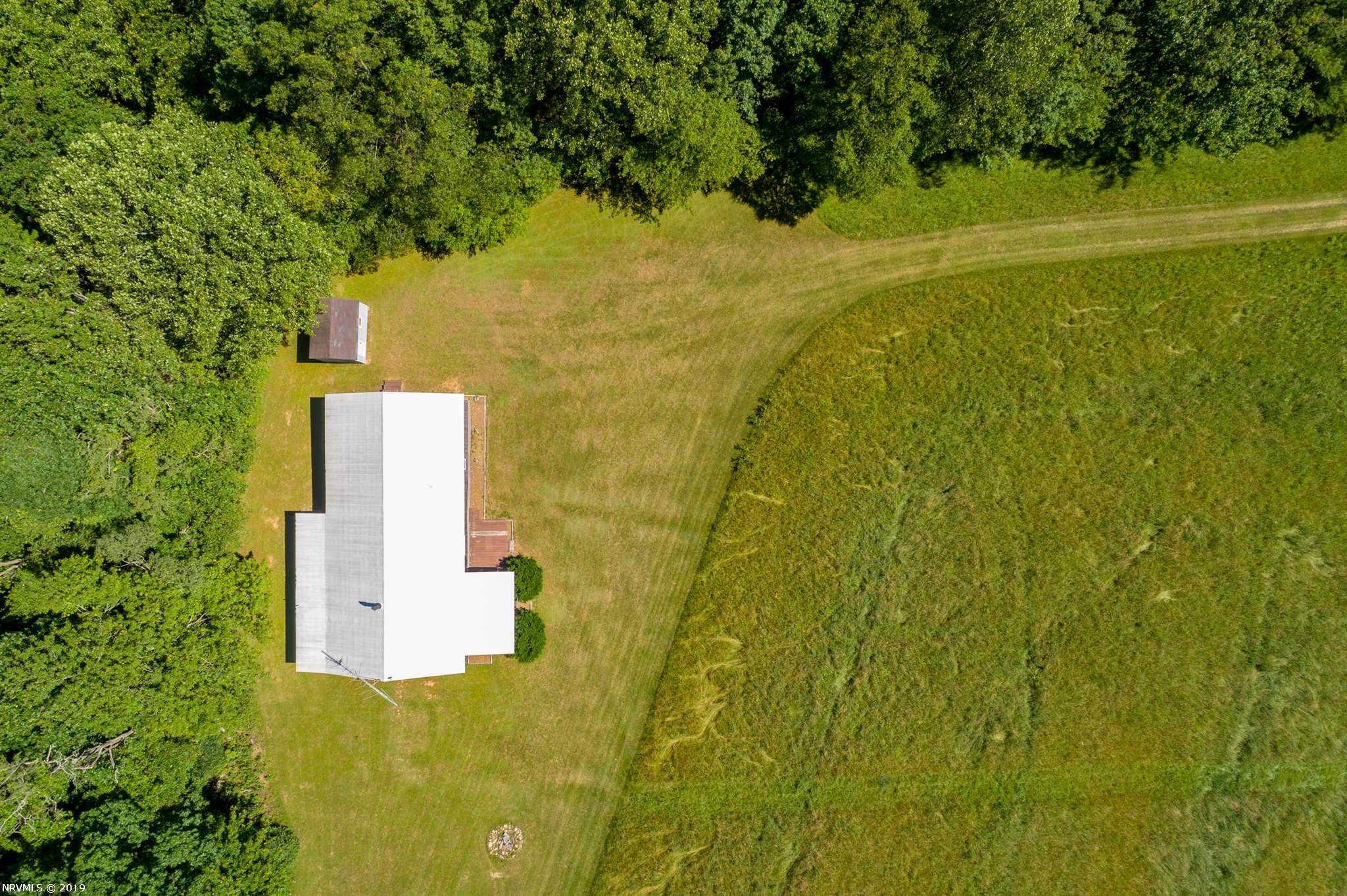 305 Newt's Hill Road Fancy Gap, VA 24328 - Photo 3 of 67 Gallery Image 3