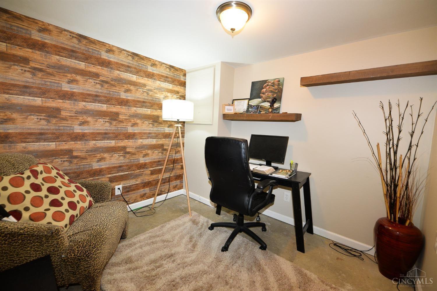 3363 Alexis Road Cincinnati, OH 45239 - Photo 37 of 48