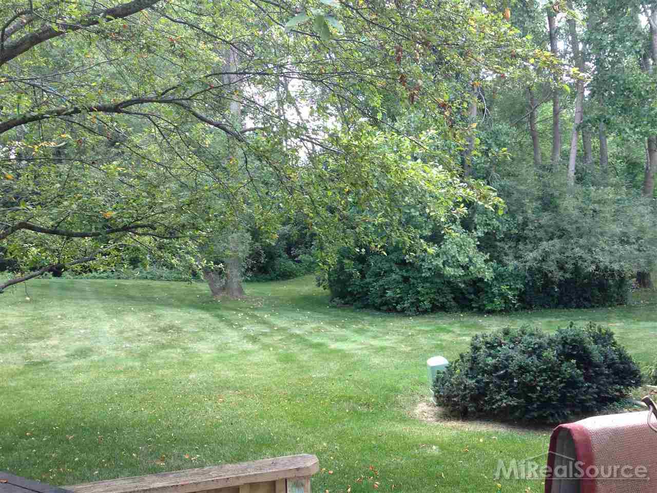 2135 Rochelle Park Drive Rochester, MI 48309 - Photo 22 of 24 31204712-21.JPG