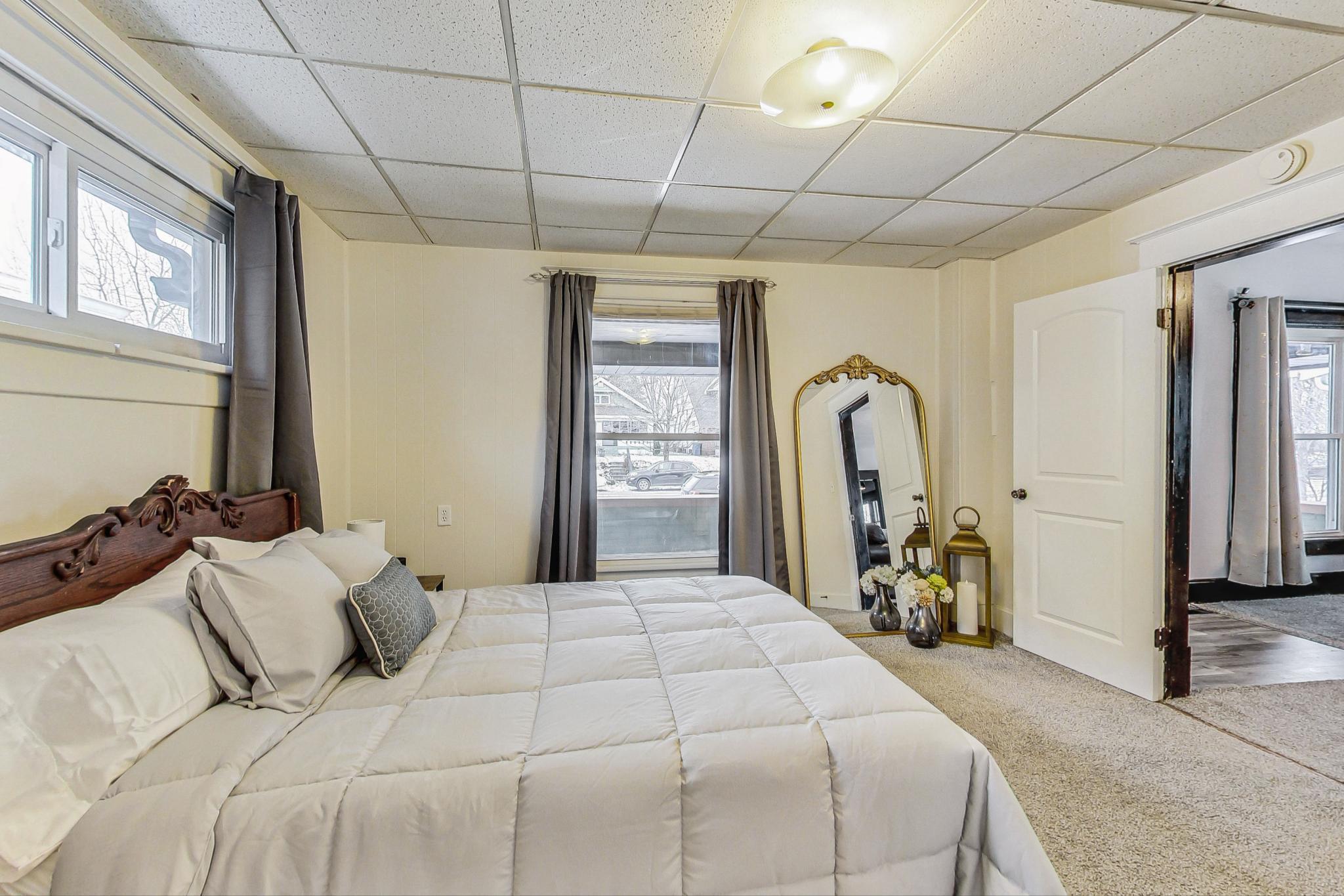 746 North Riley Avenue Indianapolis, IN 46201 - Photo 18 of 43 Gallery Image 18