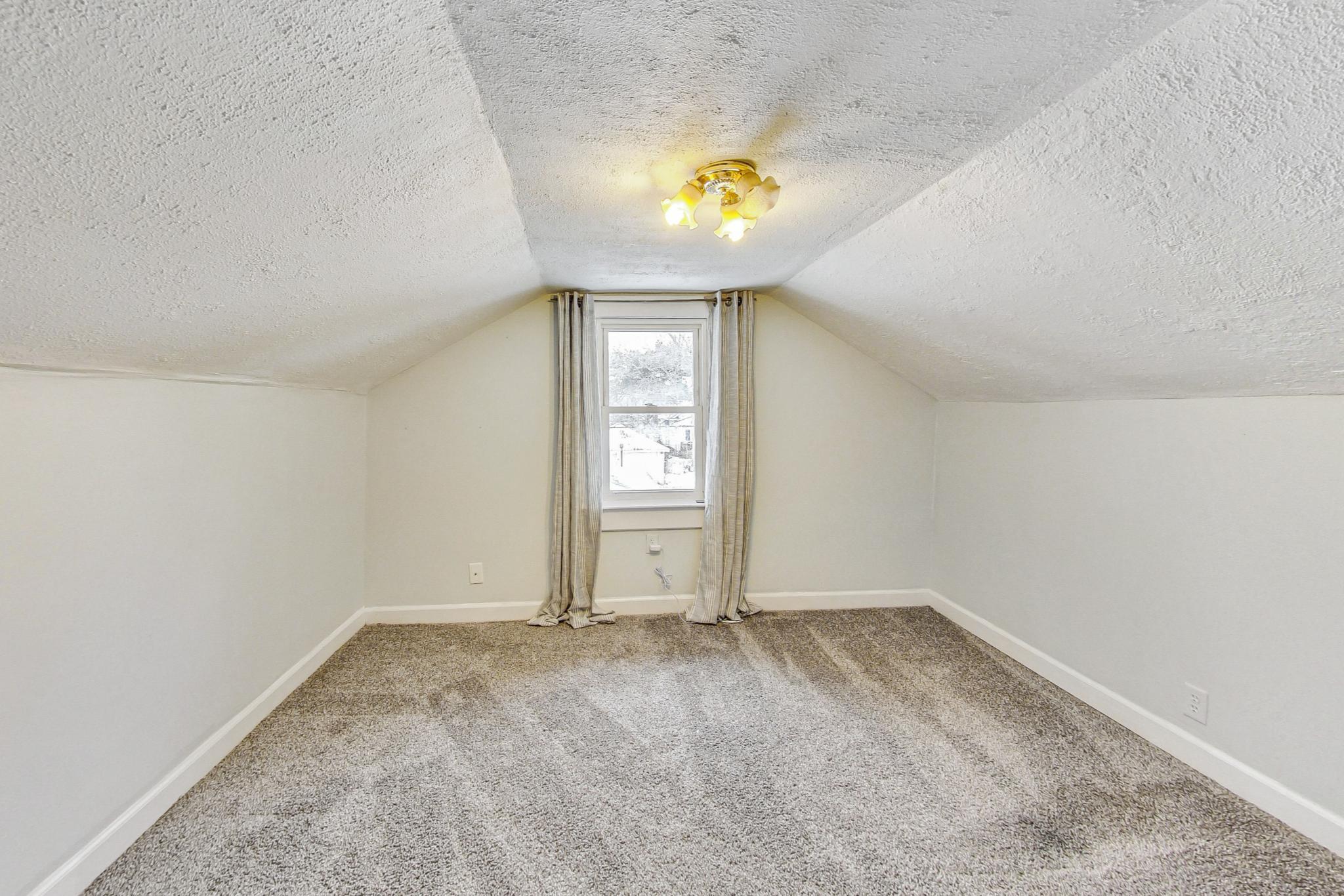 746 North Riley Avenue Indianapolis, IN 46201 - Photo 30 of 43 Gallery Image 30