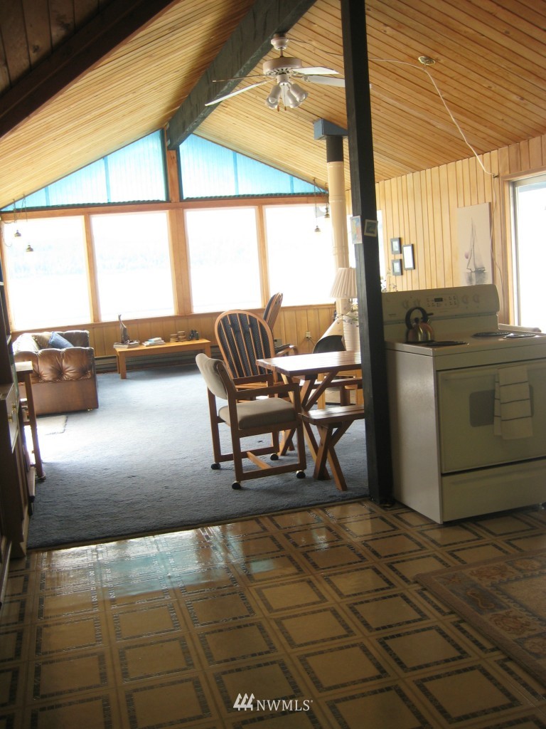 18151 Northeast North Shore Road Tahuya, WA 98588 - Photo 3 of 25 Gallery Image 3