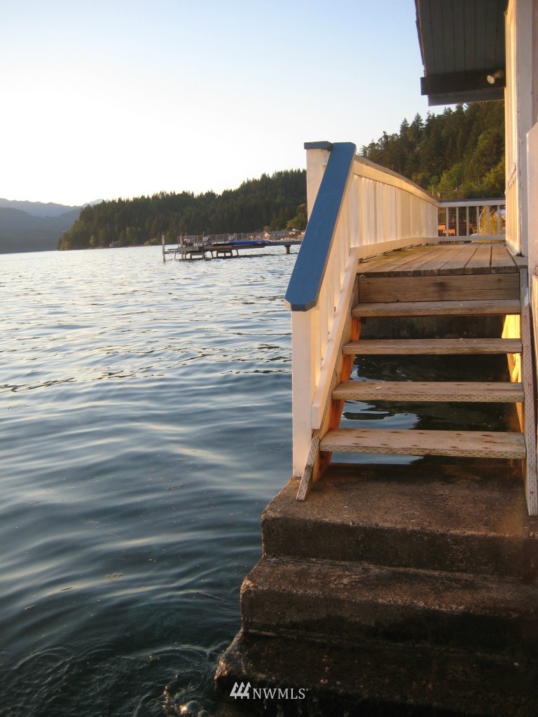 18151 Northeast North Shore Road Tahuya, WA 98588 - Photo 6 of 25 Gallery Image 6