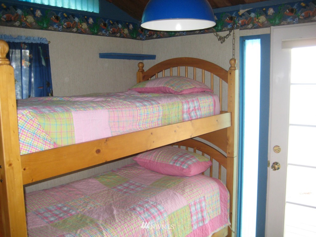 18151 Northeast North Shore Road Tahuya, WA 98588 - Photo 10 of 25 Gallery Image 10